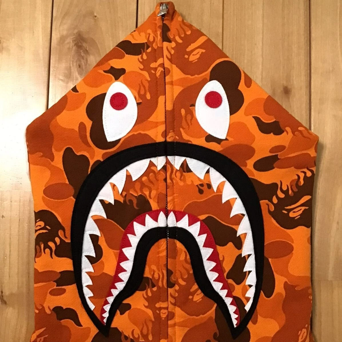 Bape hoodie shop orange camo