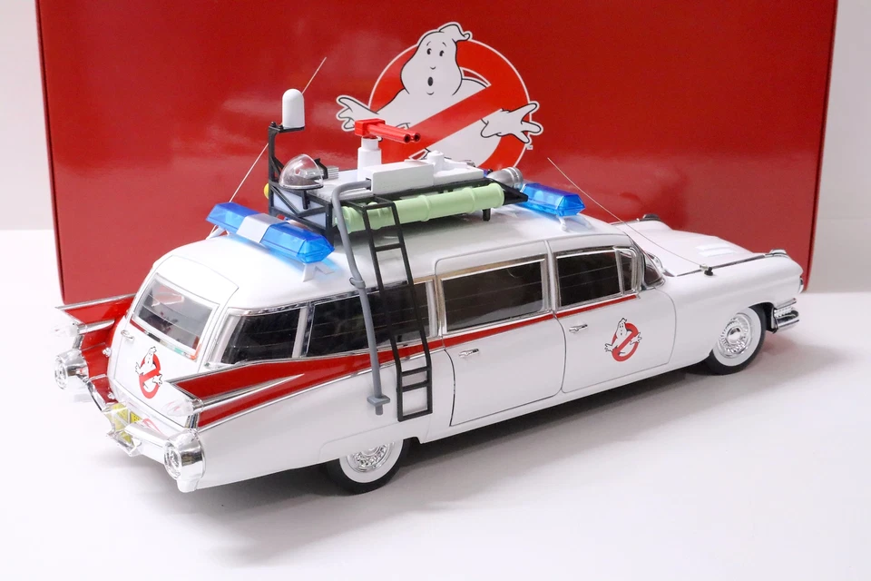 1:18 Hot Wheels 1959 Cadillac Miller GHOSTBUSTERS ECTO-1 Auto Da Film Bianca - Immagine 3 di 4