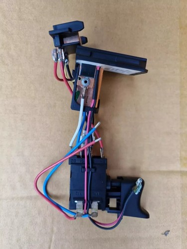 Genuine DEWALT N301659 SWITCH ASSEMBLY ADP B047 BX For DCD780 & DCD785 DRILL - Picture 3 of 3