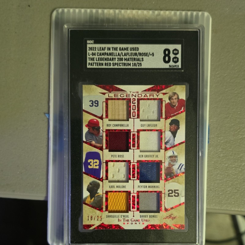 Leaf 2022 In The Game Used Legendary 200 Materials L-04 Red /25 SGC 8