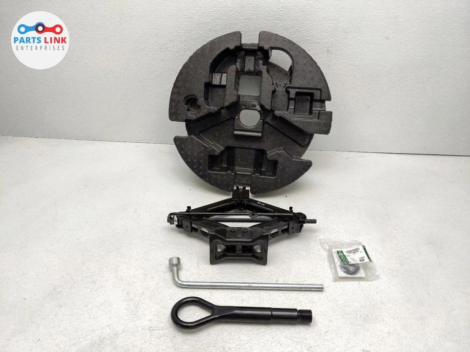 Range Rover Evoque 2020-23 kit de herramientas gato de elevación de coche bandeja portadora juego de espuma L551 Foto 2 de 4