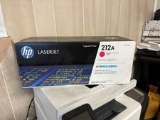 HP 212A/W2123A Toner Magenta - NEW OPEN BOX, SEALED INNER PACK. SHIPS FREE