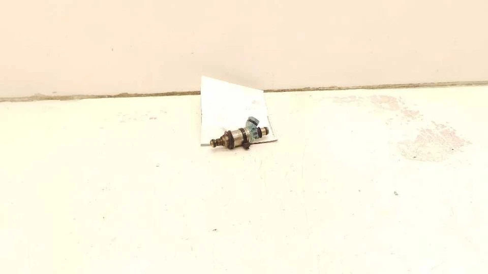 94-97 LEXUS SC300 3,0 L 6 CILINDROS INYECTOR DE COMBUSTIBLE  Foto 2 de 4