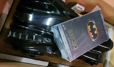 Hot Toys - BATMOBILE 1989 Masterpiece 1/6 MMS170 + BATMAN '89 Keaton 1/6 MMS692