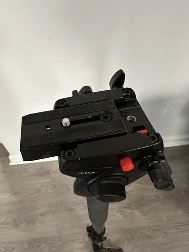 Manfrotto 561B Tripod Head For HDV Fluid Video - Picture 10 of 13