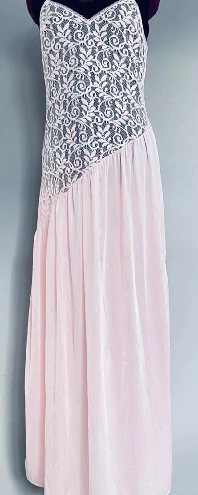 Vintage Undercover Wear S abito slip pizzo setoso asimmetrico rosa Fairycore USA