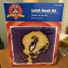LOONEY TUNES "Tweet as Can Be" Tweety Bird Latch Hook Kit NIB Vintage 2001