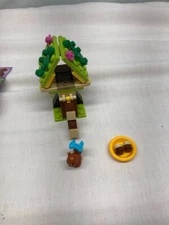 LEGO FRIENDS: Squirrel's Tree House (41017) complete