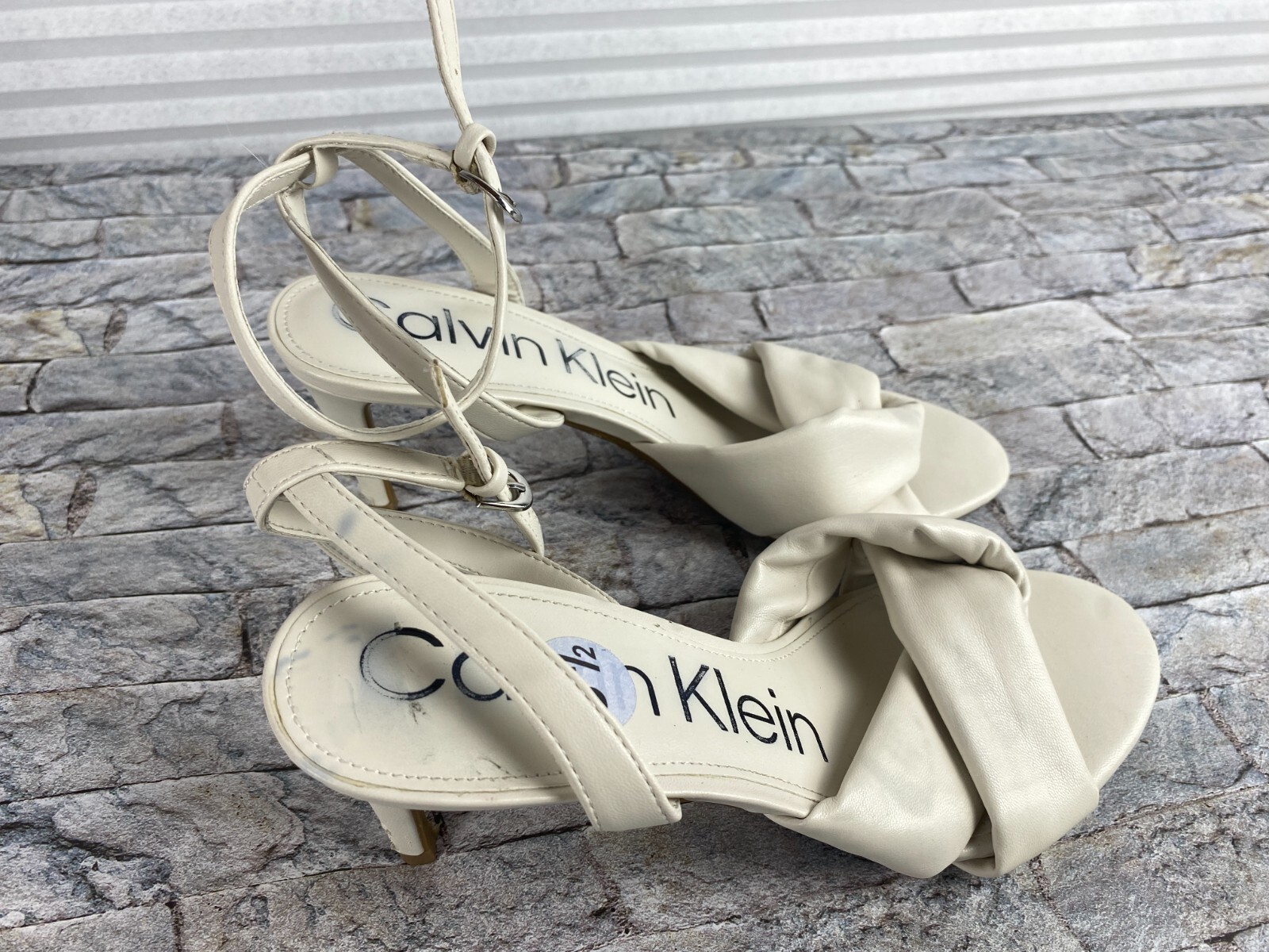 Calvin Klein Women's Sz 8.5 White Round Toe High Heels With Ankle Straps thumbnail 4