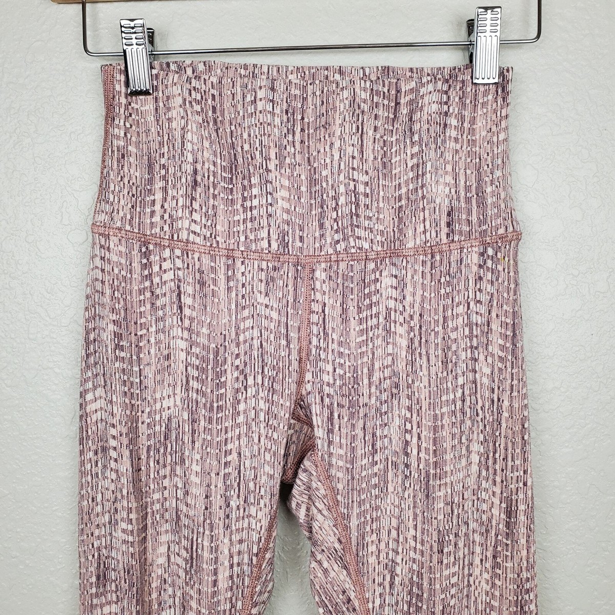 lululemon - lululemon Wunder Under 7/8 サイズ4 完売商品 Lululemon Wunder Under High-Rise 7/8 Tight *Full-On Luon 25
