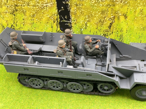 4 Figuren für sdkfz 251 1:16 handbemalt