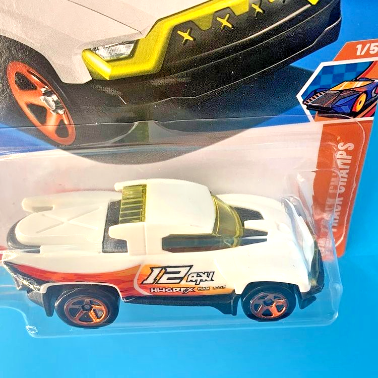 HOT WHEELS 2025 TERRA-TRACKTYL WHITE 204/250 JBB23 HW TRACK CHAMPS