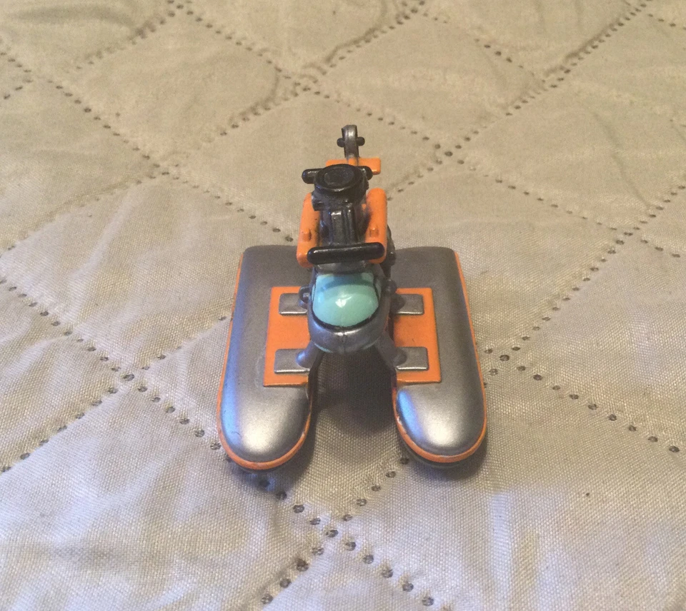 Micro Máquinas "HELICÓPTERO CAZADORES DE TIBURONES" De Colección 1995 LGT Foto 2 de 4