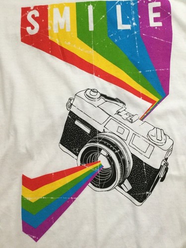 T-shirt uomo grande Rainbow Beam Camera Smile No Star is Good bianca nuova - Foto 3 di 4