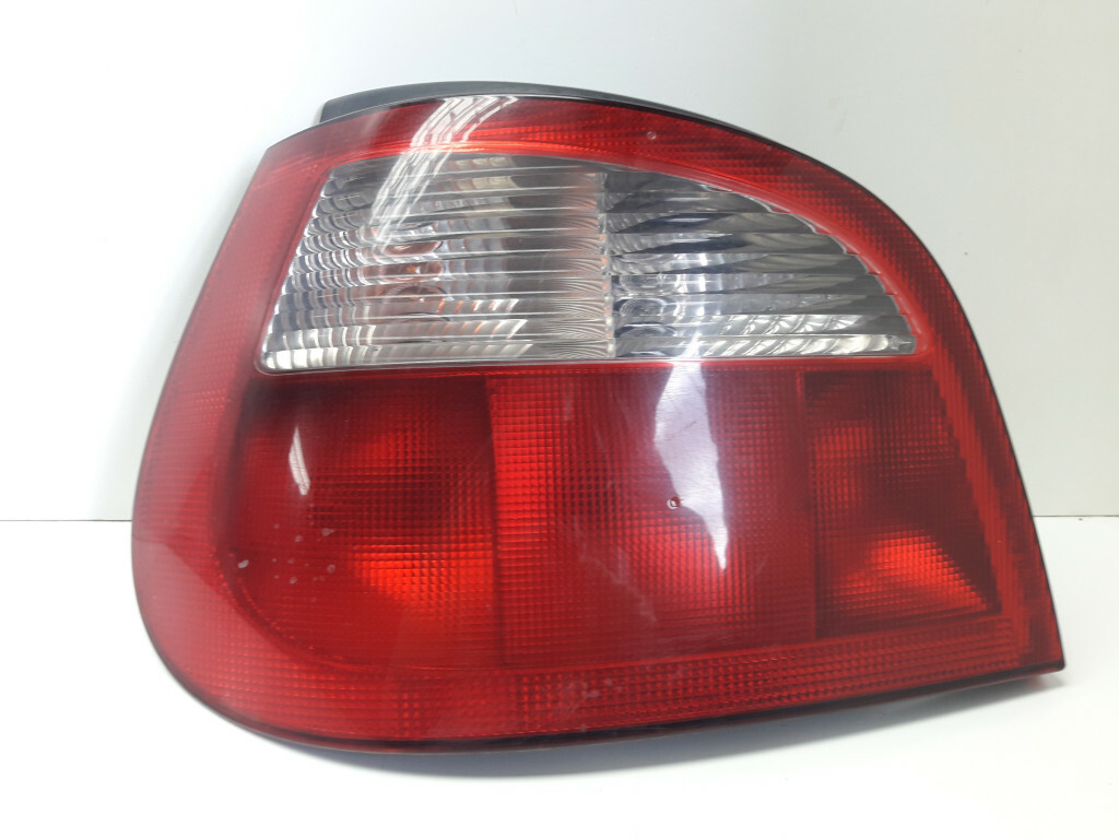 Renault Megane I 2001 Rear Light Body 770042832 GUST14761