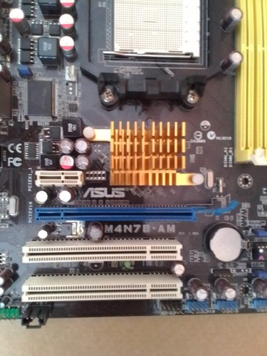ASUS -- M4N78-AM (skt am3) REV. 1.O2G FUNZIONANTE TESTATA. - Foto 2 di 5