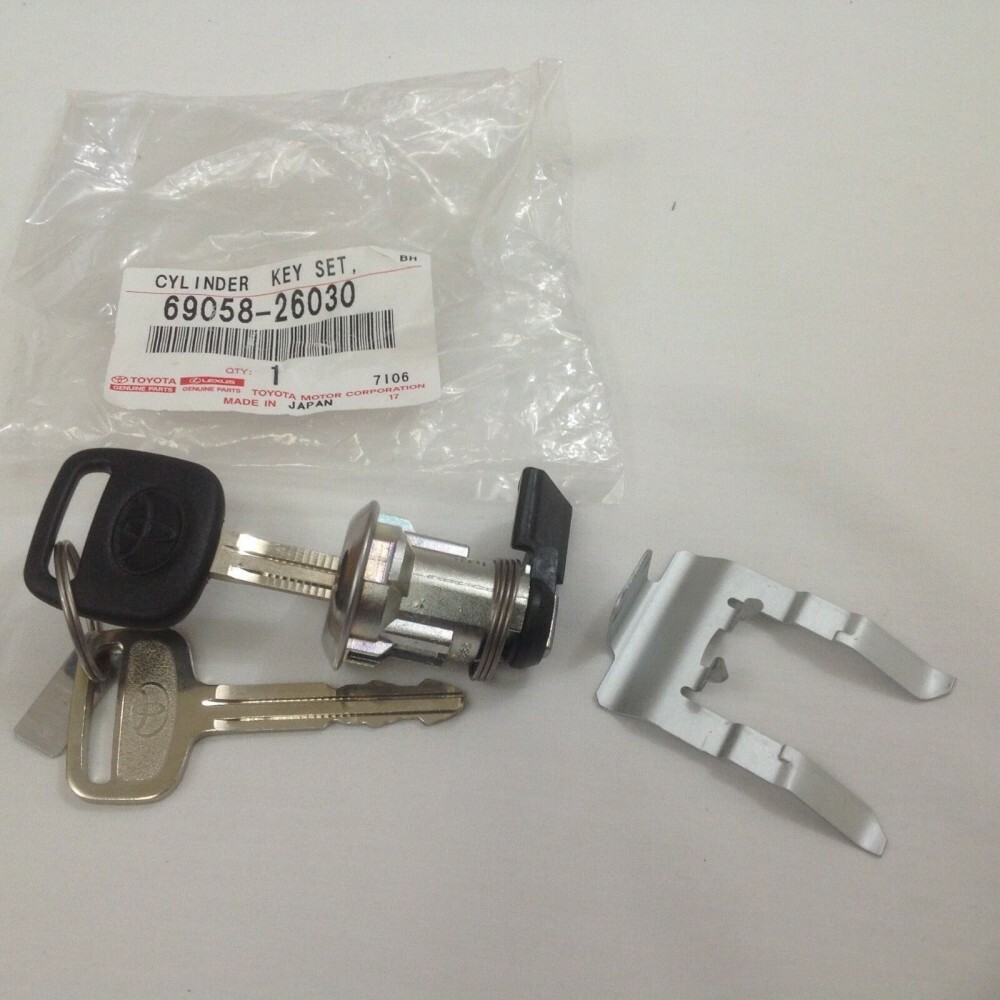 TOYOTA Genuine OEM 2000-03 TUNDRA FUEL DOOR LOCK CYLINDER/KEYS+