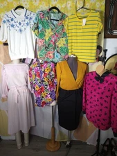 Vintage 22pc Womens Reseller Clothing Lot Mostly 80s   Gvc~EVC  12 #TOTAL