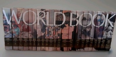 2006 World Book Encyclopedia Set 22 Books Like New Hardcover Great