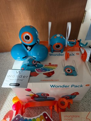 Wonder Workshop Wonder Pack Dash and Dot