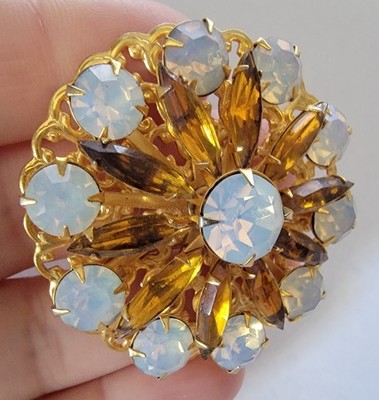 Vintage Opalescent & Amber Rhinestone Floral Brooch Gold Tone Mid Century Unbran