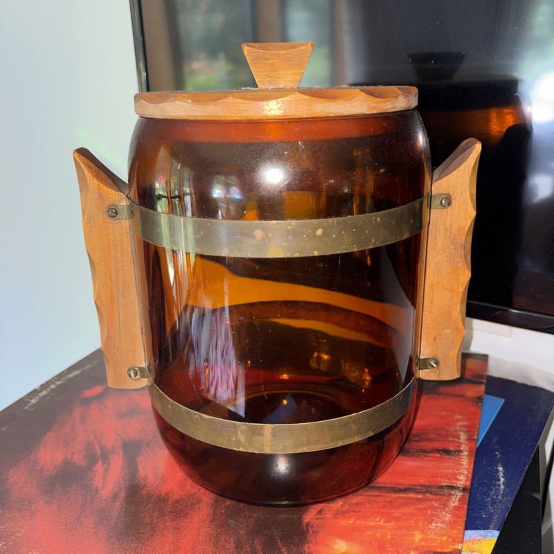 Vintage SIESTA WARE Glass Snack Cookie Jar Barrel With Lid DOUBLE HANDLE Amber