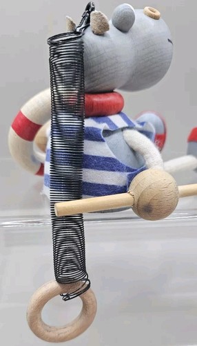 HANDGEMACHTES HÜPFENDES NILPFERD AUS HOLZ FEDERND DEKORATION SPIELZEUG GESCHENK Geschenk - Bild 9 von 9