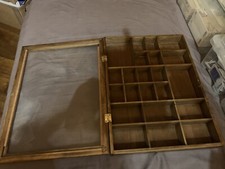 VITRINE MURALE ACAJOU  MASSIF