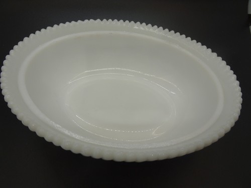 VINTAGE Westmoreland 1950s Milk Glass Hen on Basket - Picture 3 of 8