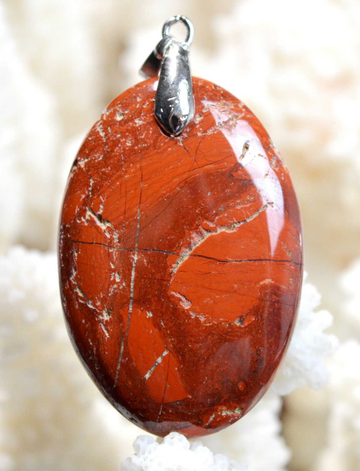 Jaspe Red Snake Skin cabochon de 68 cts, collier en pierre naturelle pour un style bohème chic
