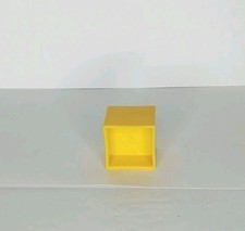 TUPPERWARE SHAPE-O-BALL REPLACEMENT SHAPE - SQUARE