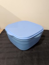 Tupperware Impressions Blue Square Cake Cupcake Taker 5447A 5446A
