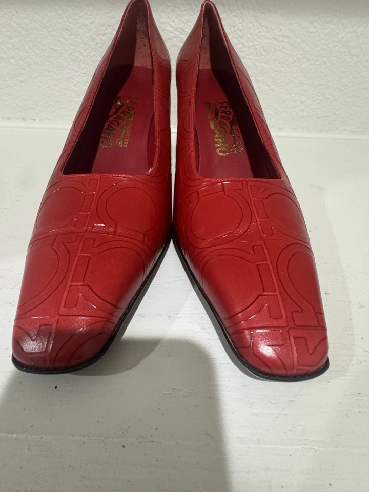 Salvatore Ferragamo Red Leather Gancini Embossed Block Heel Pumps - Image 2 of 4