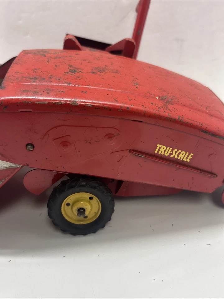 Vintage Tru-Scale Combine 1/16 Scale Toy Farm Implement USA Made Pull Reaper - Image 4 of 4