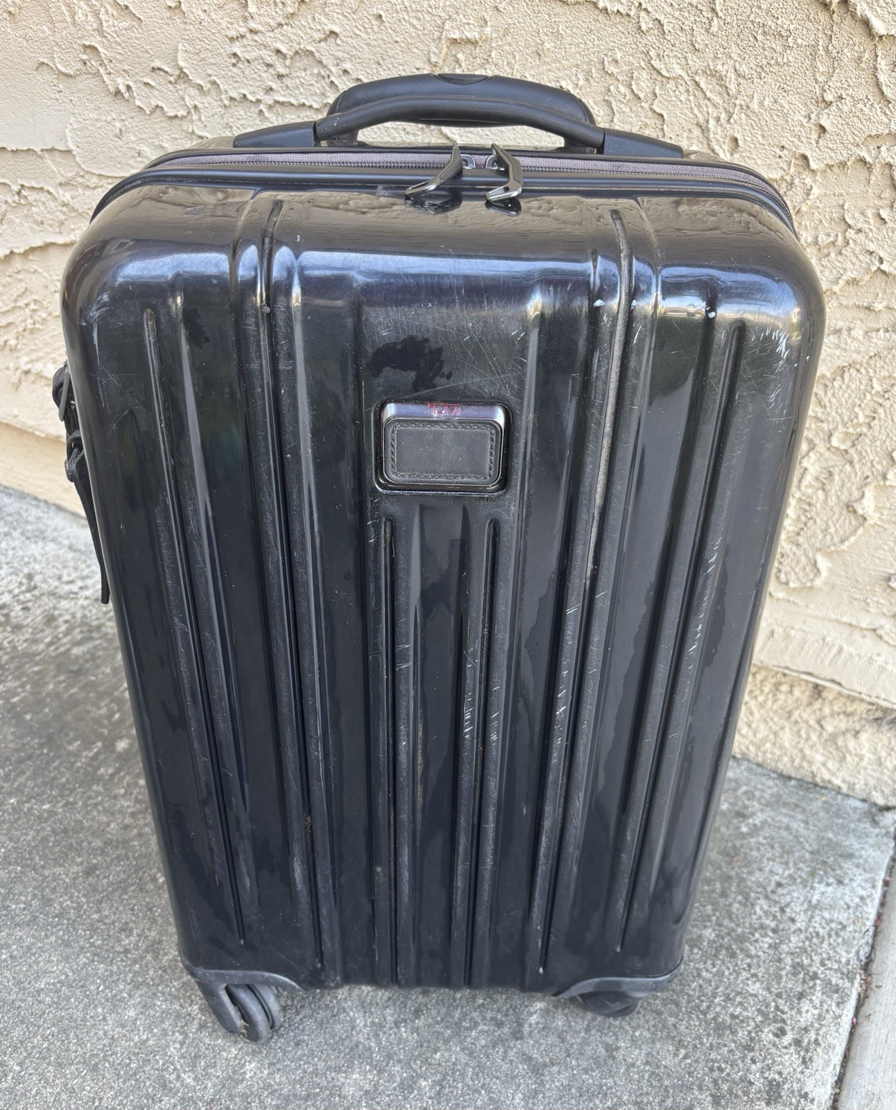 Tumi 228260D V3 Black Polycarbonate International Spinner Carry On Suitcase NR!