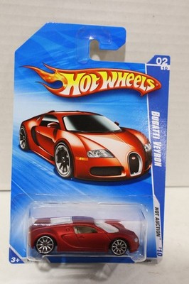 2010 Hot Wheels Walmart Exclusive Bugatti Veyron #160 Satin Red w/10SP protector