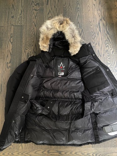 Arctic Bay Canada Nunavut DownExtreme Parka coyote beaver fur uvp1350 - Bild 9 von 12