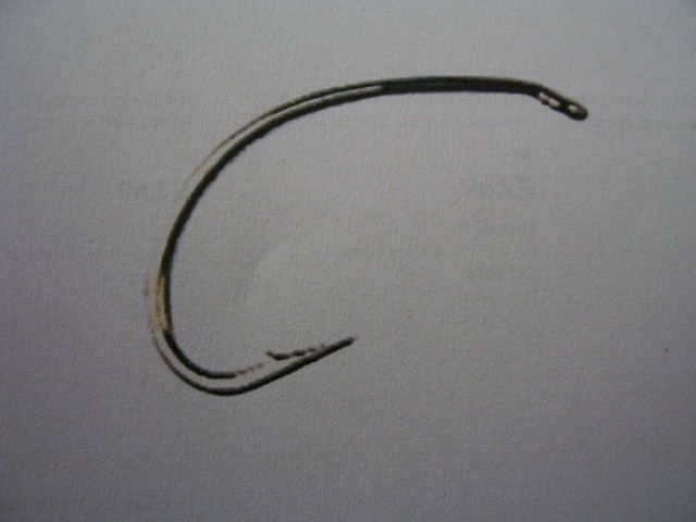 KAMASAN B100 SPROAT HOOKS 25 IN PACKET CHOICE OF SIZES 10 12 14 16. KAMASAN B100 SPROAT HOOKS 25 IN PACKET CHOICE OF SIZES 10 12 14 16.