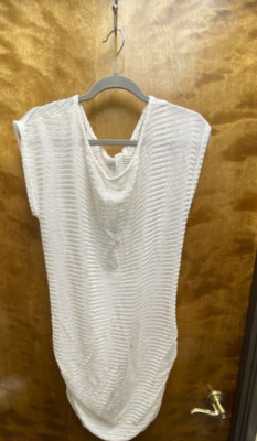 Women NWT  Jordan Taylor'' white net beach cover up Size L.Reg. $59.99