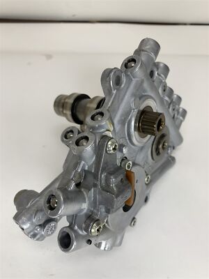 Harley-Davidson 2012 Dyna Switchback Camshaft Plate Cams Oil Pump 103''