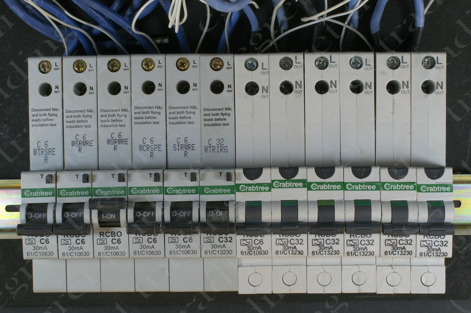 Crabtree Starbreaker RCBO 61/range 30mA type A -Free Delivery TESTED ...