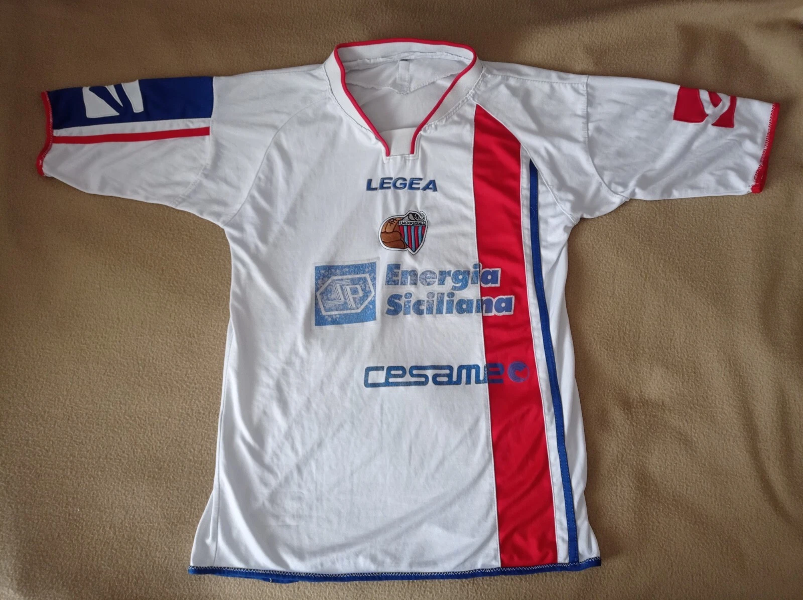 Foto 1 di 24