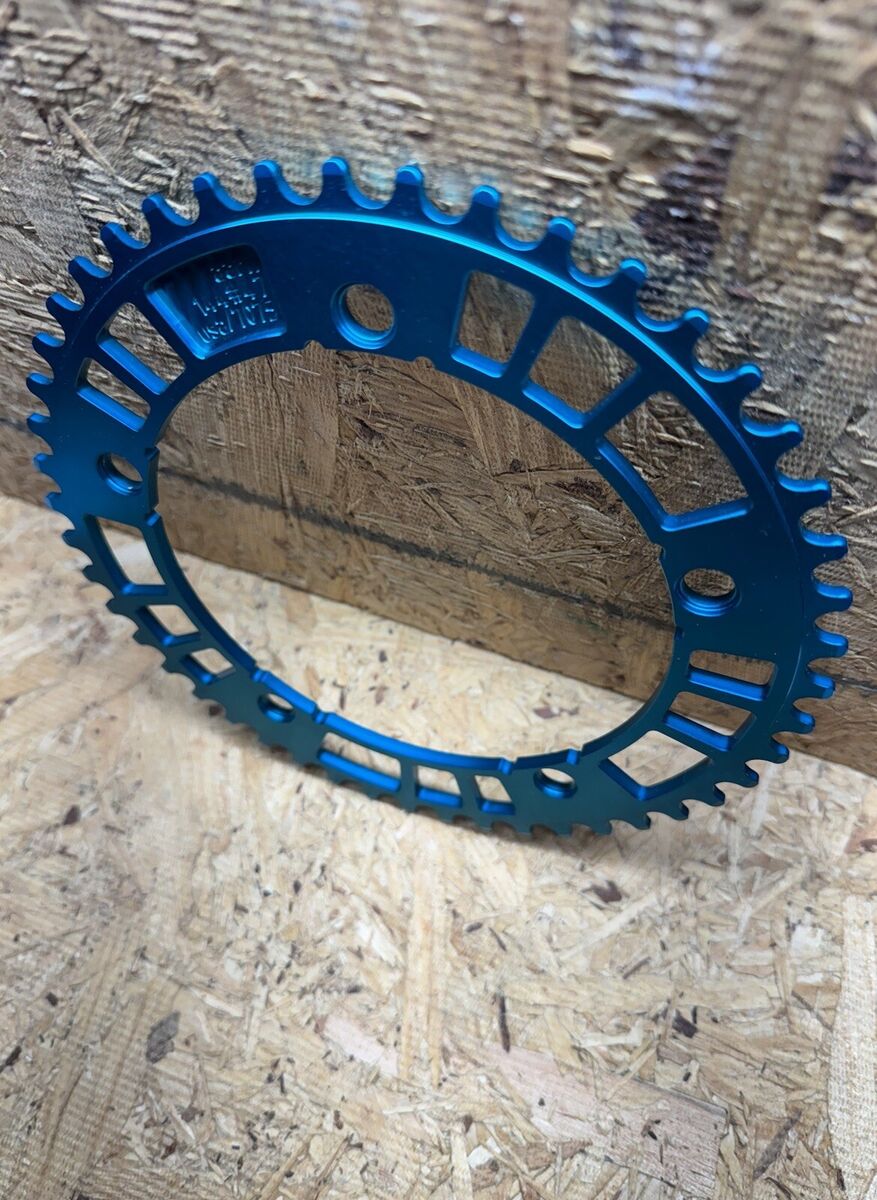 44RN AARN x BLUE LUG BIKES LTD • JAPAN COLLAB • TRACK PISTA 44RN AARN x BLUE LUG BIKES LTD • JAPAN COLLAB • TRACK PISTA