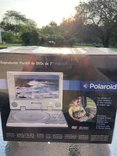 Polaroid 7 Inch Portable DVD Player New Sealed STORAGE UNIT - Picture 3 of 6