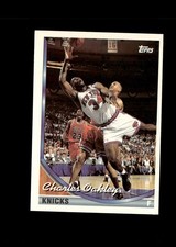 1993-94 Topps - Charles Oakley #25
