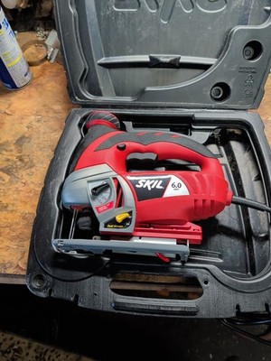 Skil Jigsaw Corded 6 Amp Laser Guid Dust Blower Model 4690 
