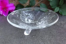 Round, Clear Glass Open Salt Dip, Cellar, Dish w/Leaf-Shaped Feet!