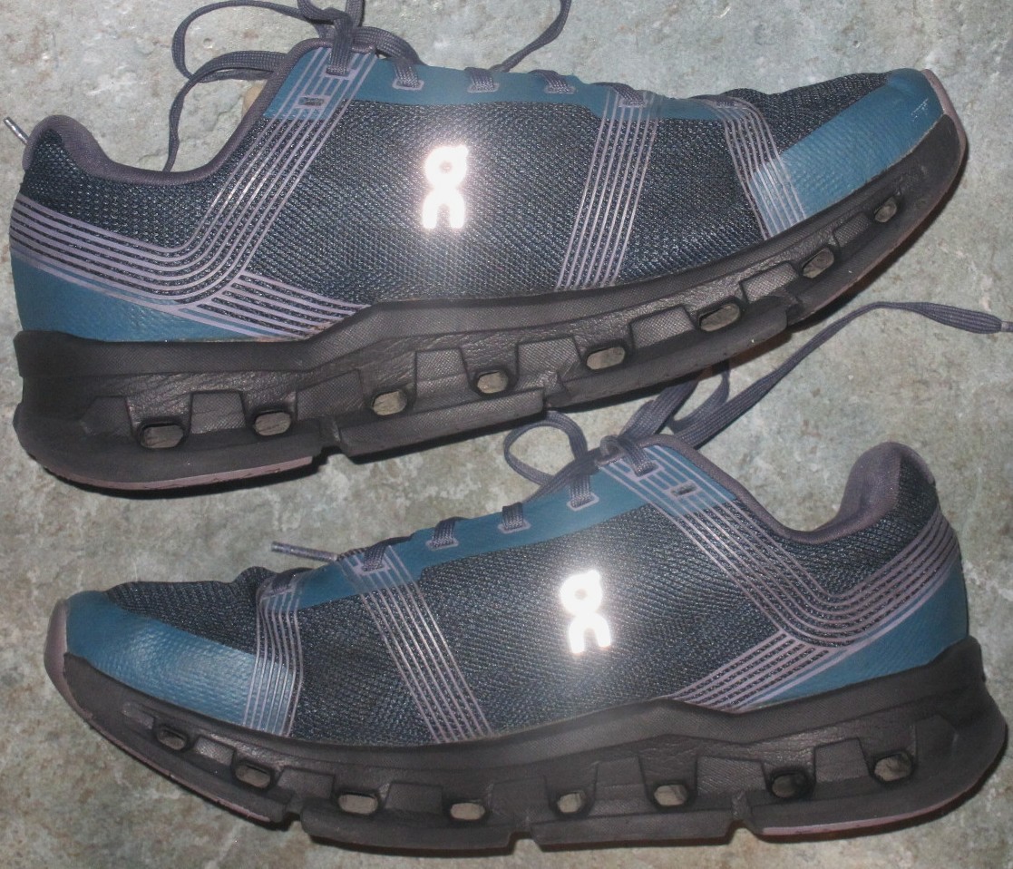 On Cloud Cloudgo 'Storm Magnet' Cloudtec Running … - image 5