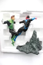 DC Direct Green Lantern VS Sinestero Statue Limited Edition of 1000