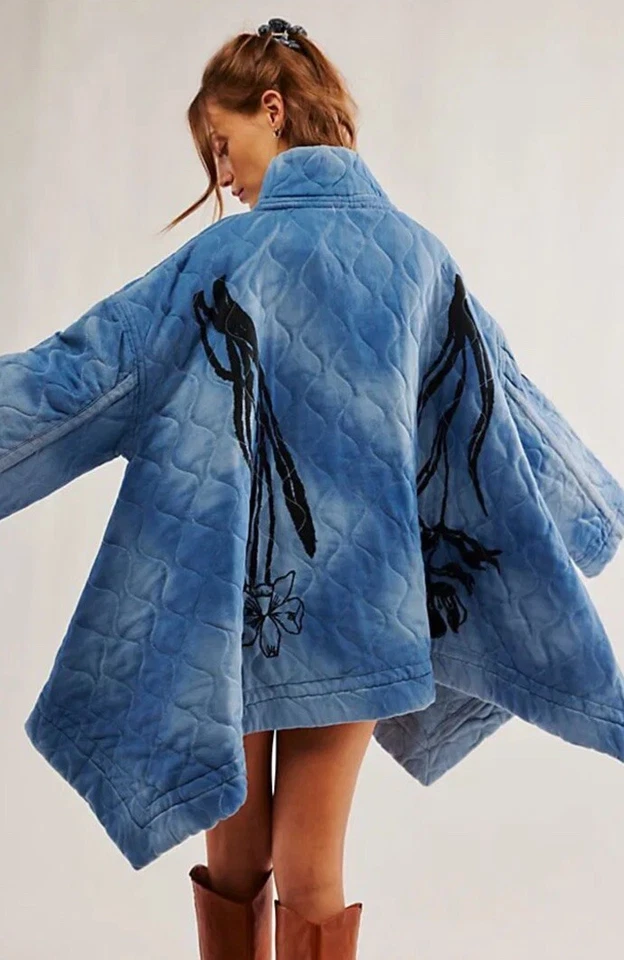 Free People Annie Sudadera Acolchada Chaqueta Floral Serigrafía DenimCombo S Nueva con Etiquetas Foto 2 de 4